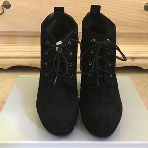 Jessica Simpson Black 5” Heel Booties